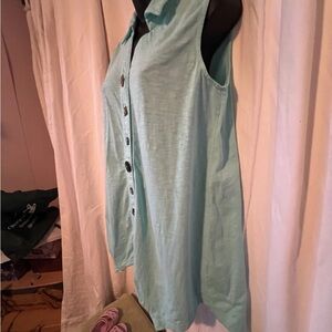 Soft Surroundings Mint Green Sleeveless Collared Button Down Lightweight Blouse